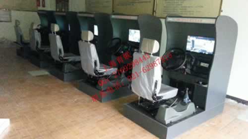 汽車駕駛模擬器